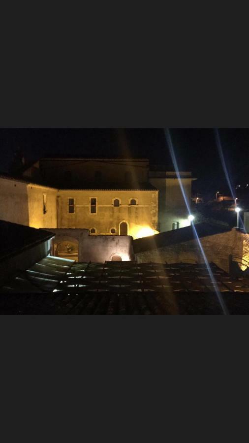 בית הארחה אבולה 	Eremo Madonna Delle Grazie מראה חיצוני תמונה