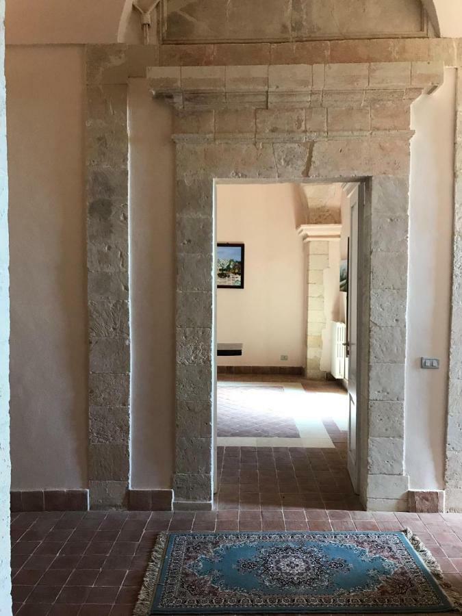 בית הארחה אבולה 	Eremo Madonna Delle Grazie מראה חיצוני תמונה