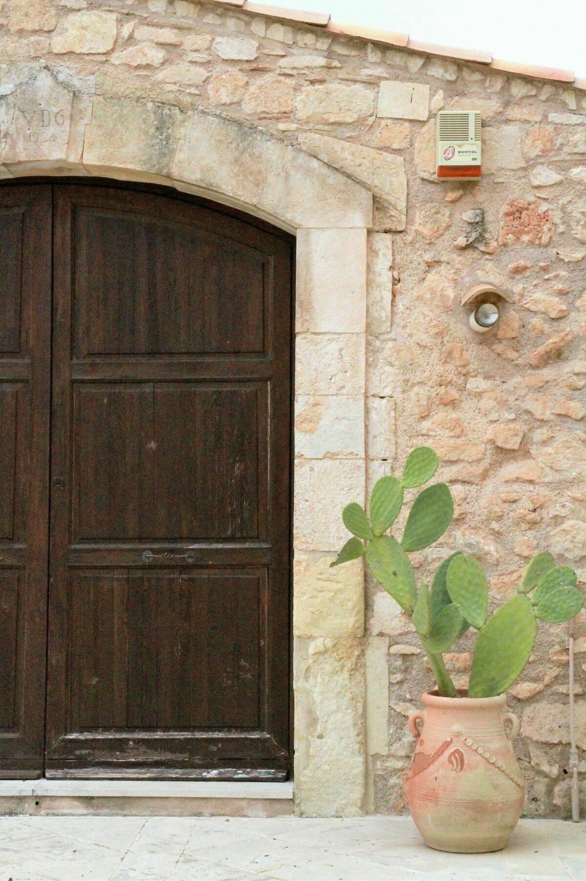 בית הארחה אבולה 	Eremo Madonna Delle Grazie מראה חיצוני תמונה